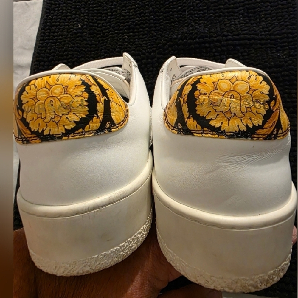 Authentic Versace White Leather Logo Lace-Up Trainers with Branded Laces - Picture 3 of 6
